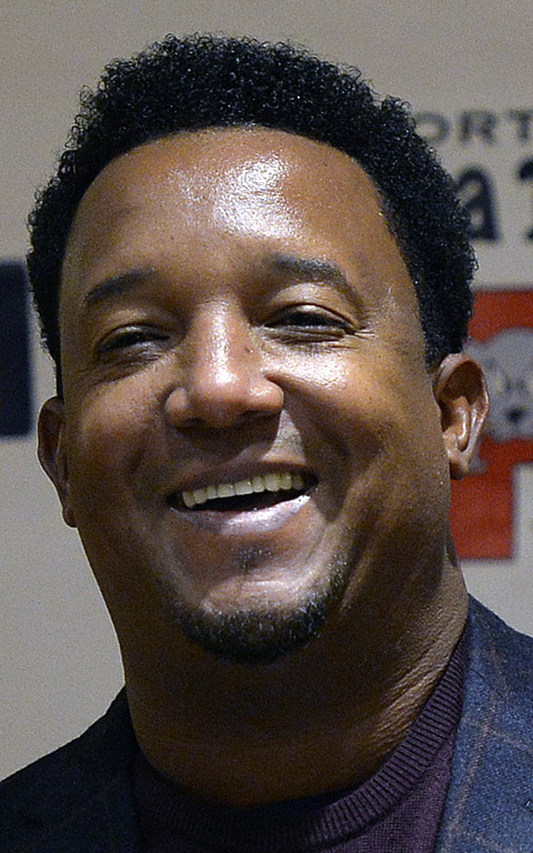 Pedro Martinez happy to help at Red Sox camp, especially in person