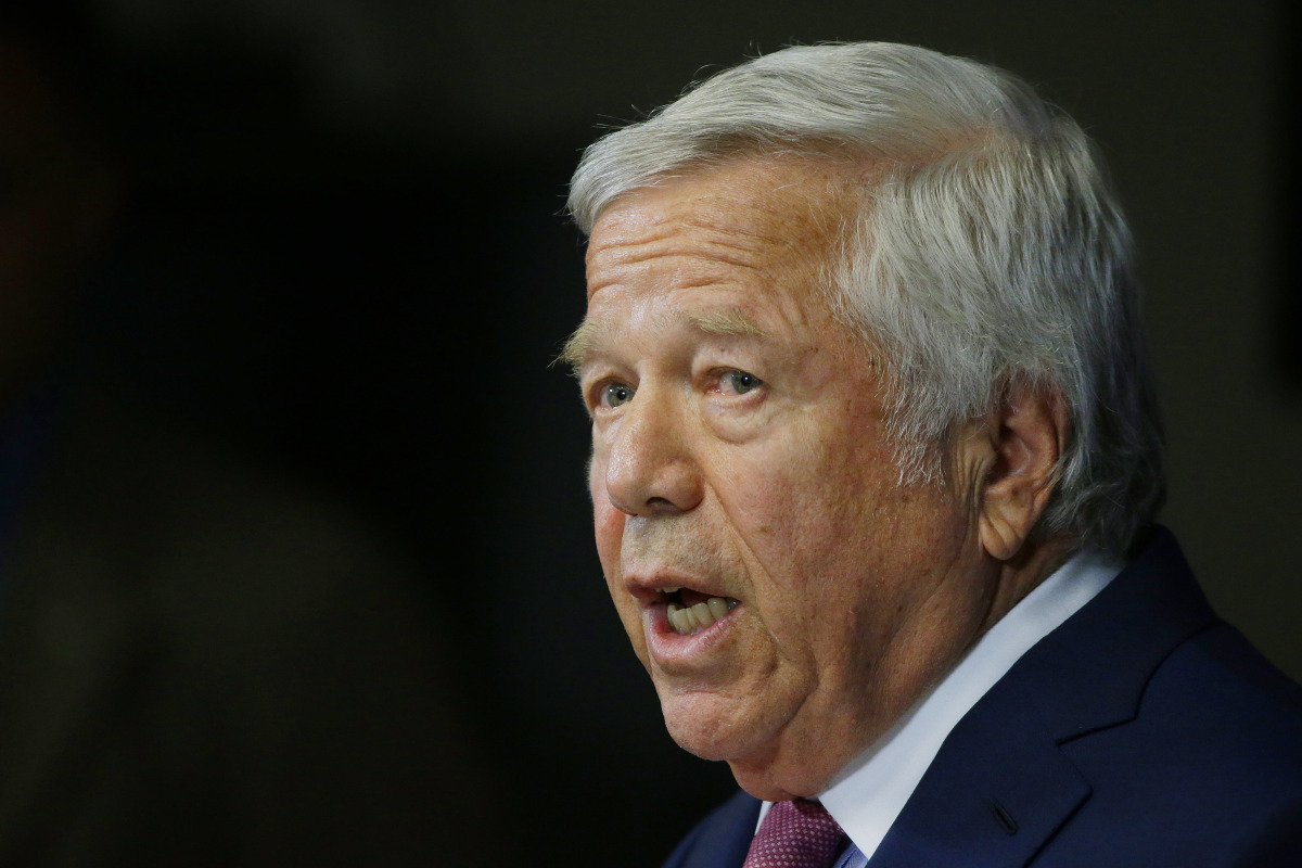 Patriots Receive AFC Championship Rings From Owner Robert Kraft (Photo) 