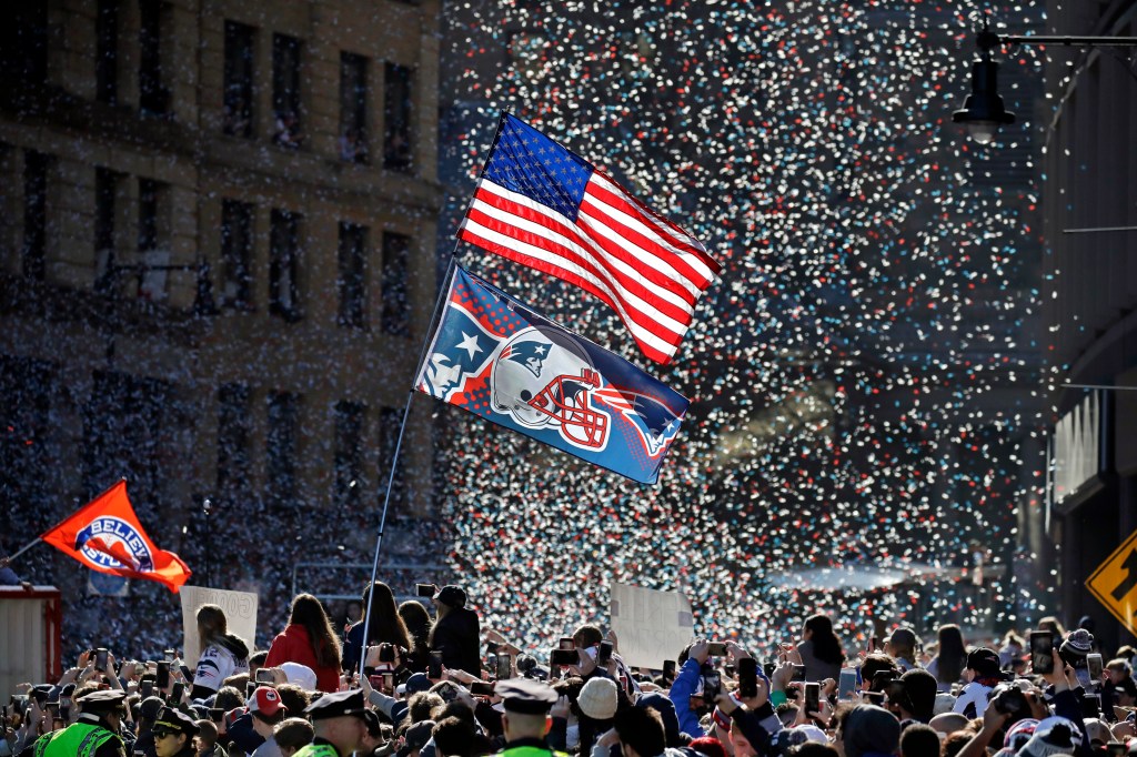 New England Patriots Super Bowl Parade Draws Thousands