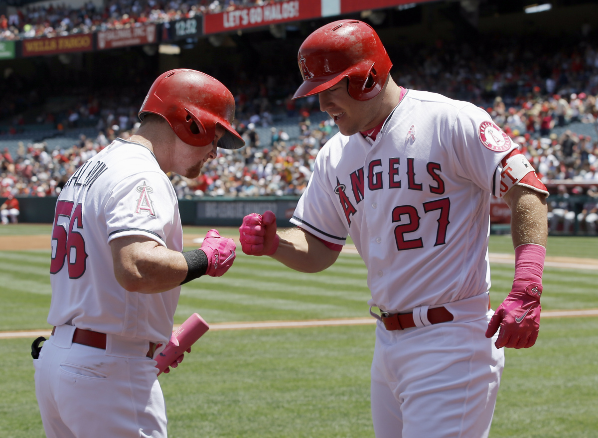 Angels' Mike Trout sets franchise record with 300th career home run - ESPN