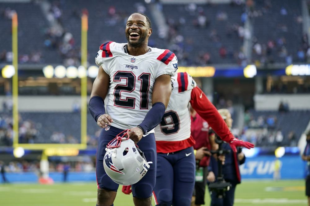 Patriots S Adrian Phillips on Bills rivalry: 'I don't think it's a