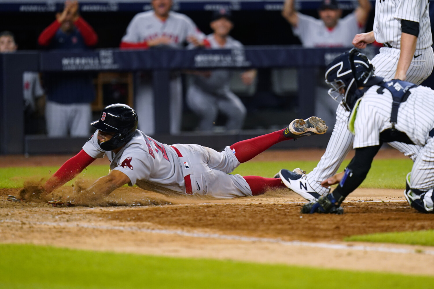 Donaldson Lifts Yankees To Opening Win Over Red Sox In 11th
