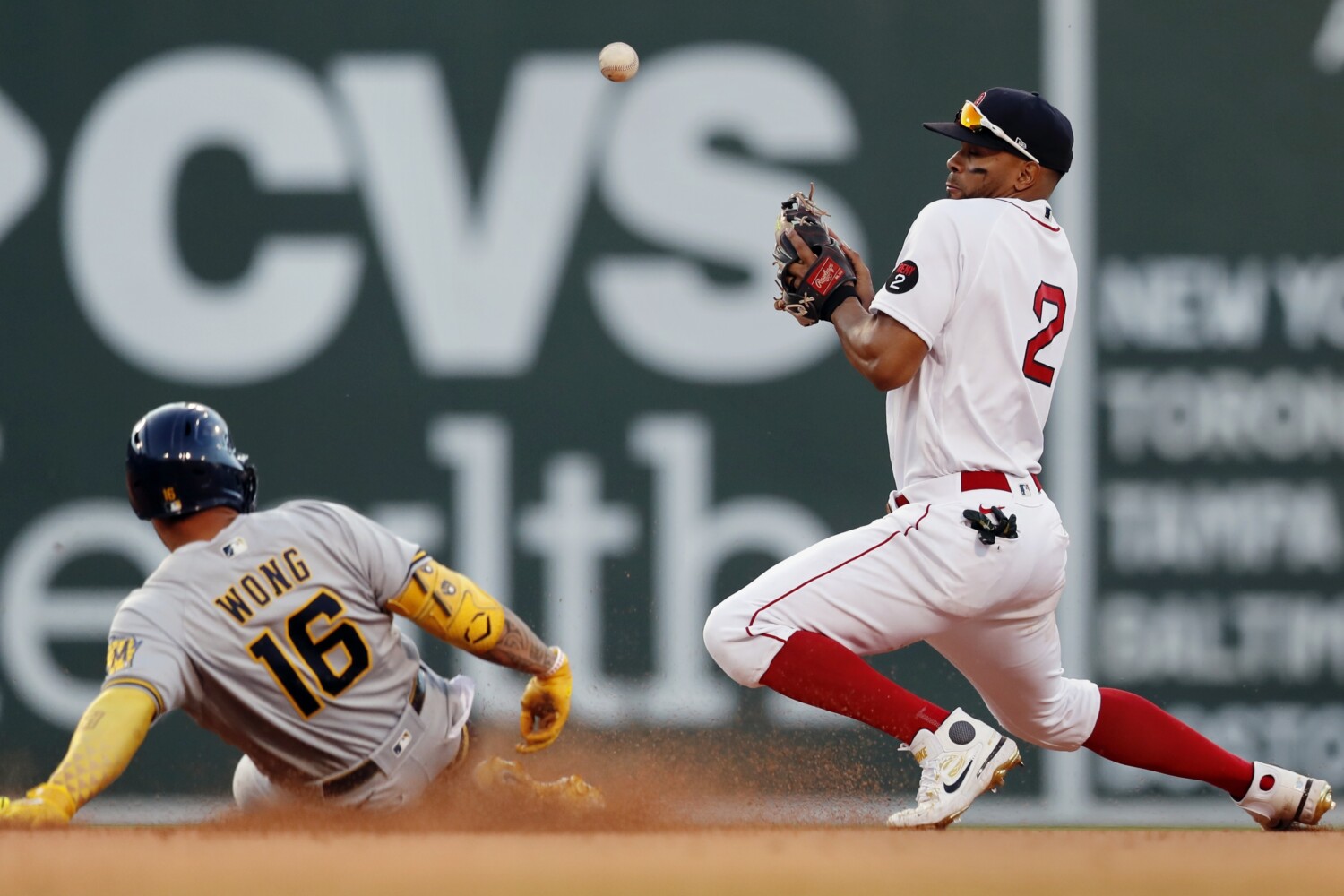 Here's what the Red Sox exchanged to get Hunter Renfroe his 100th