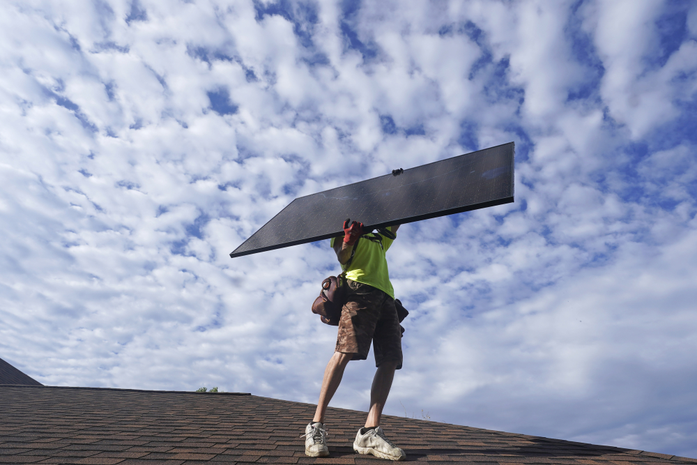 Maine launches job board to connect people with openings in ‘clean energy’ sector