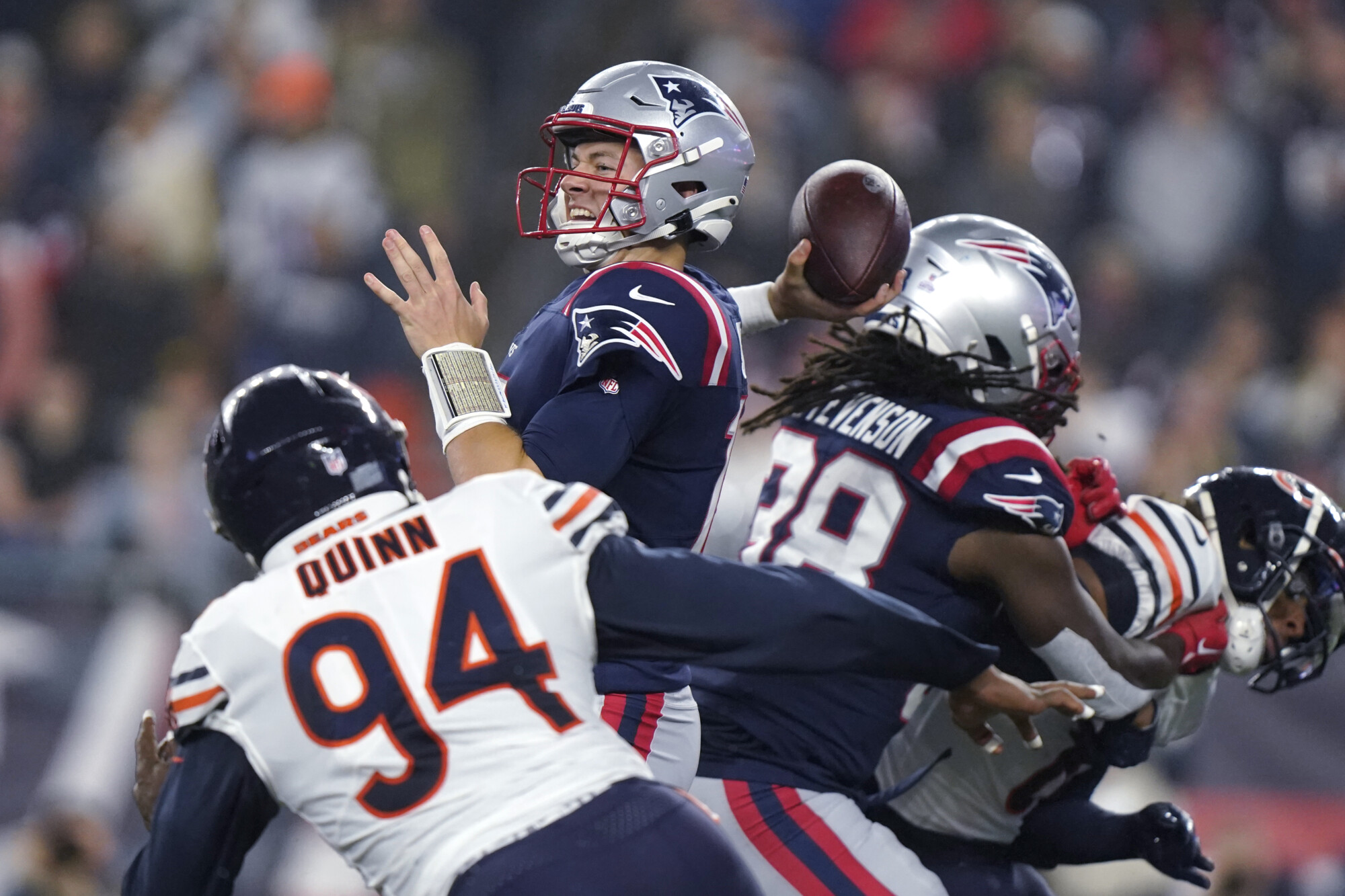 Richard Seymour will receive his Pro Football Hall of Fame ring at halftime  of Bears game on Oct. 24 on Monday Night Football