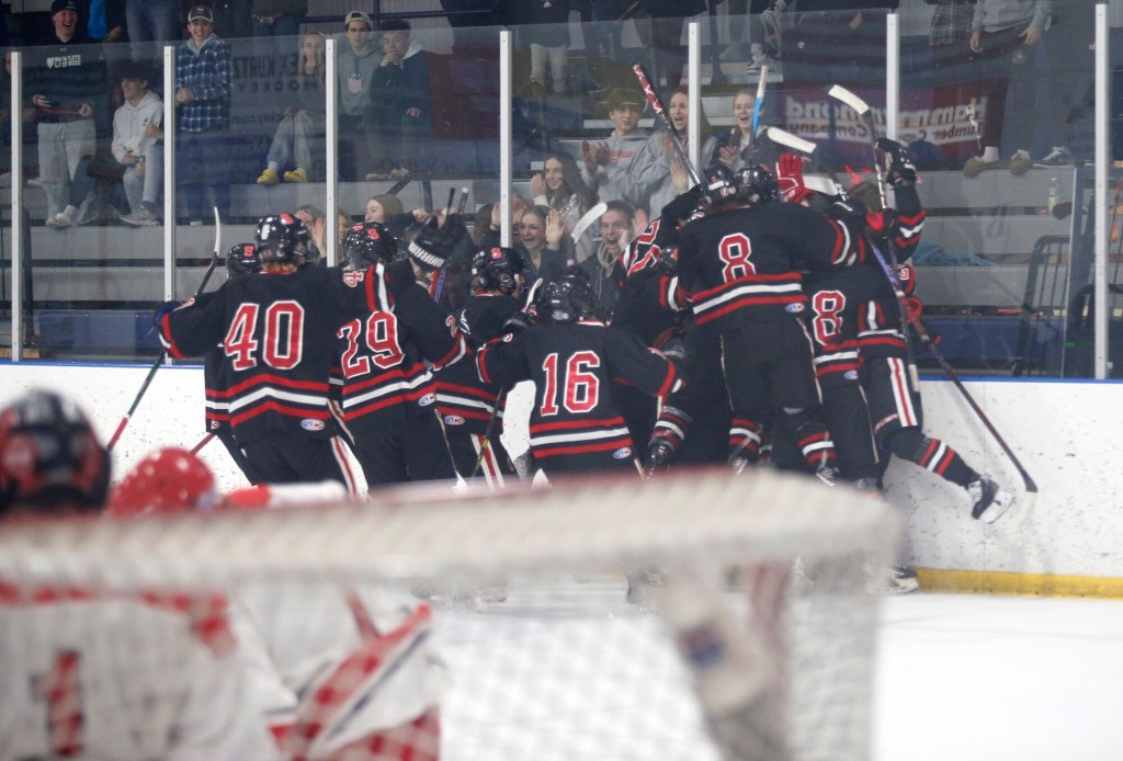 Boys Hockey Scarborough Again Tops South Portland Co Op In Overtime