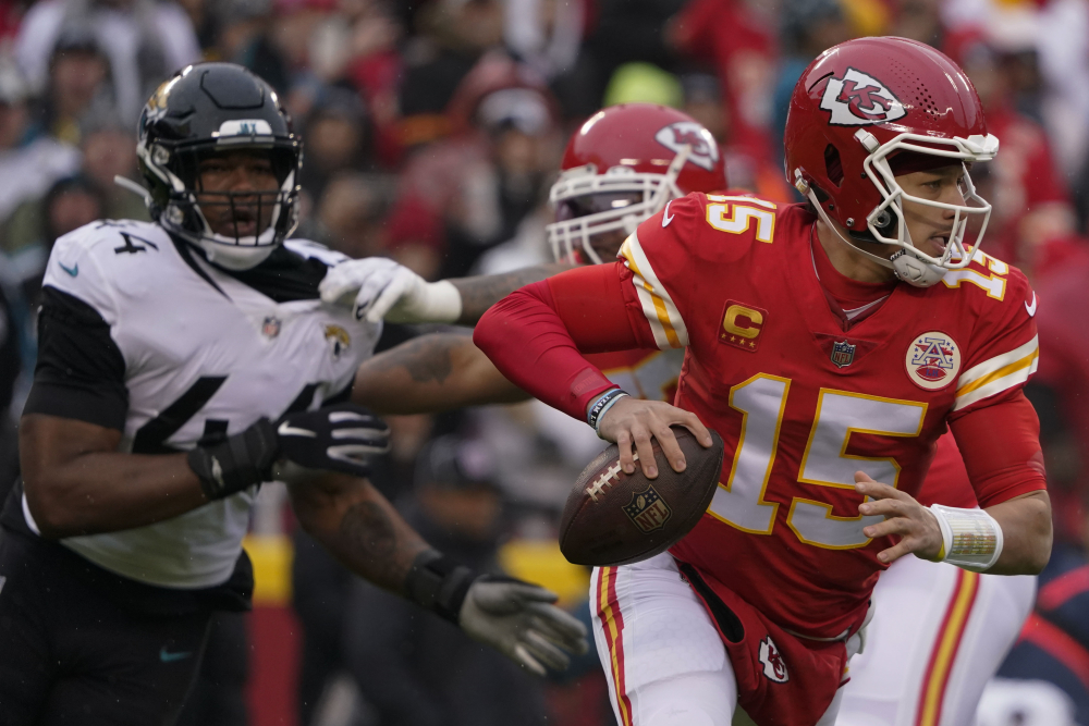 Hobbled Patrick Mahomes leads Kansas City Chiefs to AFC title game on  injured ankle