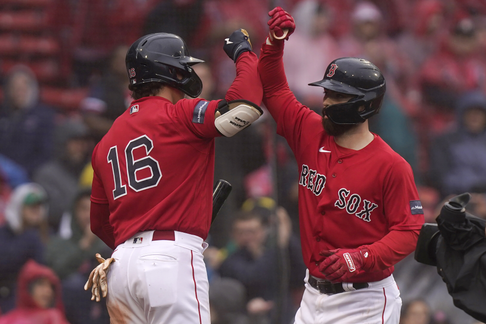 Baseball: Yoshida goes 3-for-4 with homer as Red Sox beat Braves 7-1