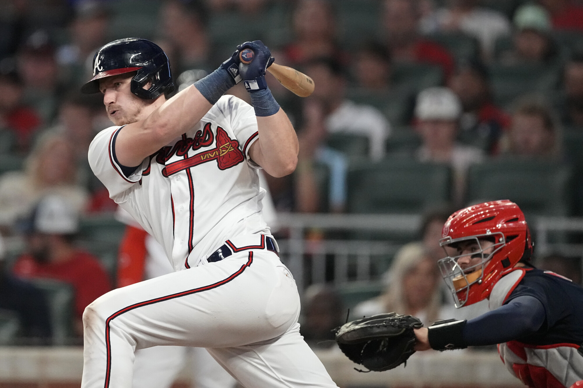 Olson's 2-run HR in 1st helps Braves overpower Red Sox 9-3