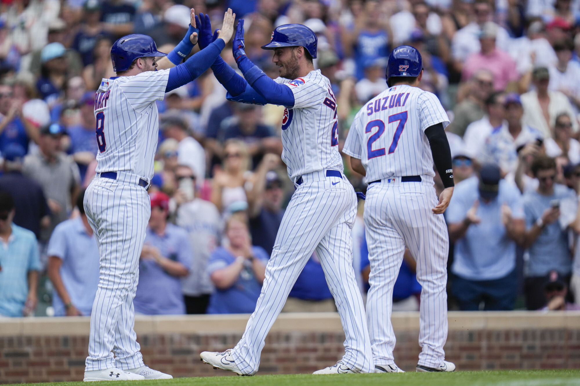 Cody Bellinger, Patrick Wisdom power Chicago Cubs to third straight series  win