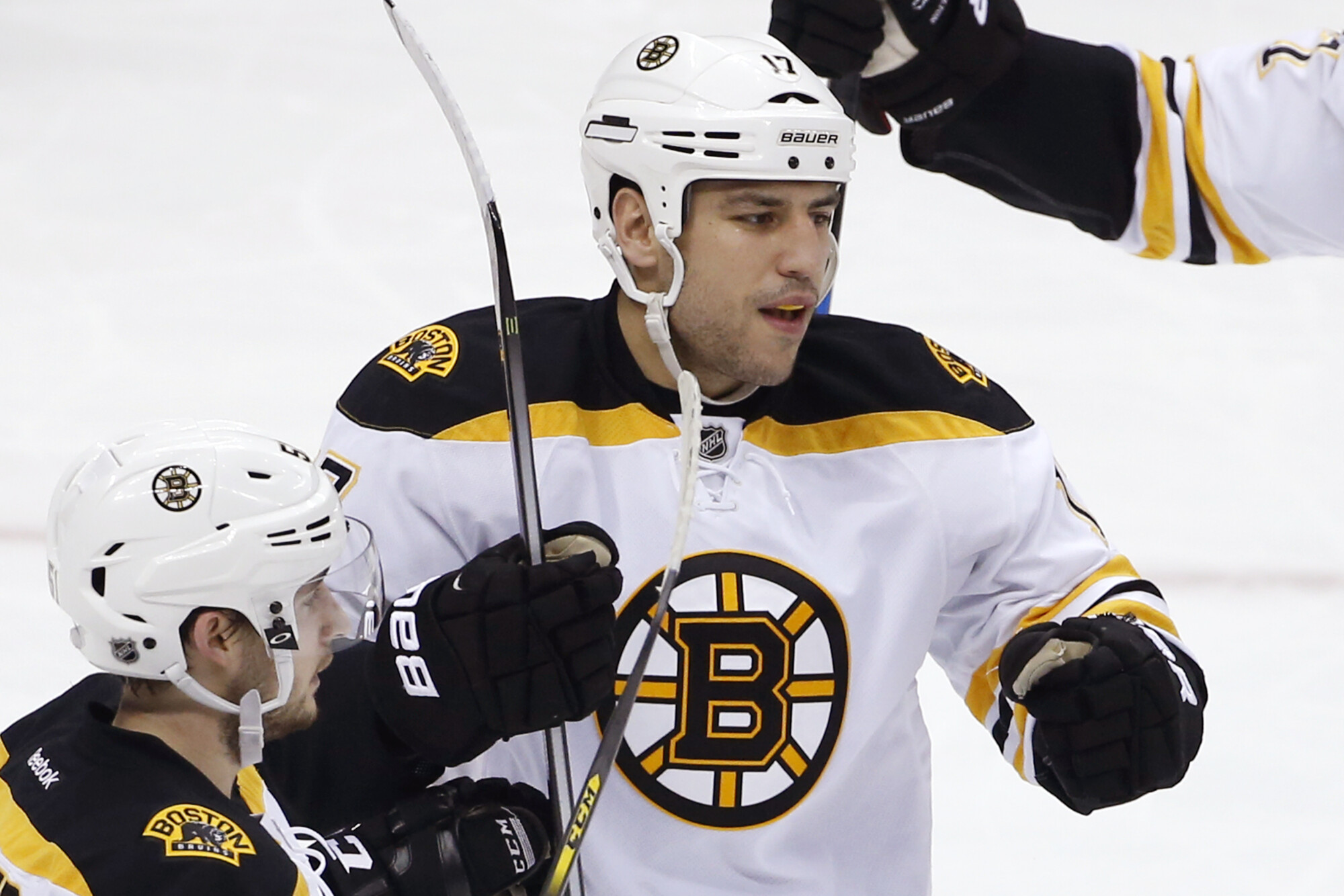 Milan Lucic re-joining Boston Bruins on one-year deal