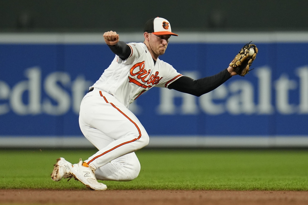 Orioles clinch capturing first AL East title since 2014