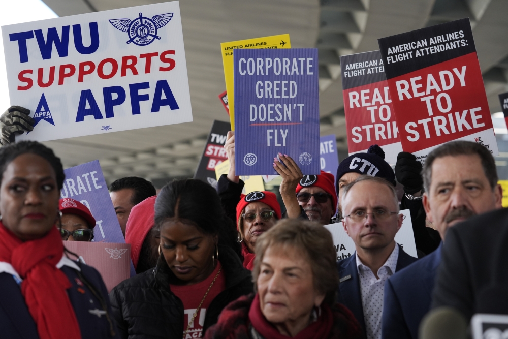 American Airlines Refreshes Flight Attendants on Article 5 of the