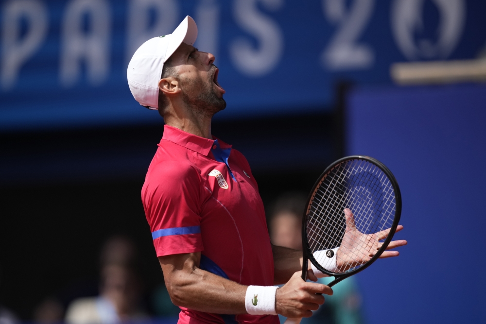 Olympic roundup: Djokovic finally captures elusive gold medal