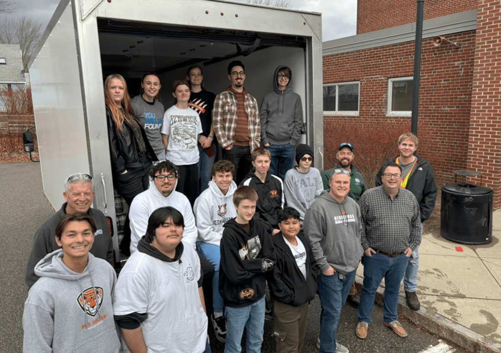 BHS students continue tradition of Thanksgiving giving